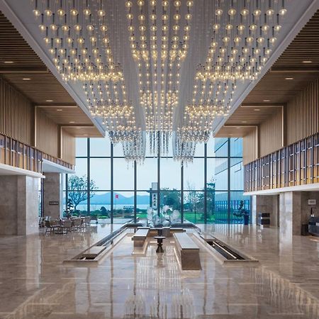 Xuzhou Marriott Hotel Lakeview Eksteriør bilde